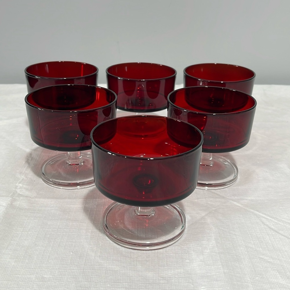 Luminarc Arcoroc Cavalier of France Ruby Red Glasses Champagne Dessert